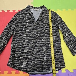Dana Buchman Women's Size L Button Up Shirt Blouse Black Brown Abstract Stretch